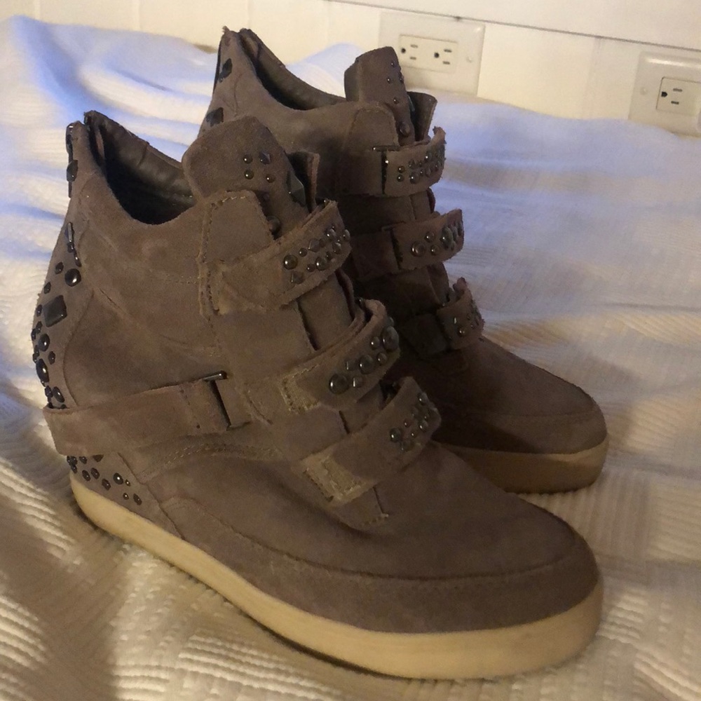 Sneaker Wedges by Steven madden